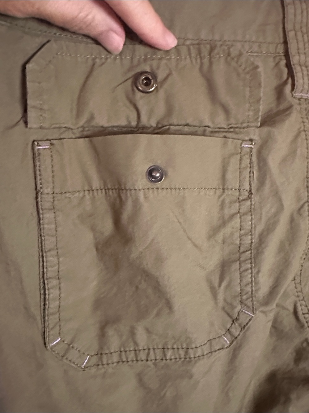 Athleta Olive Green Cargo Roll-Cuff Shorts - Picture 7 of 9